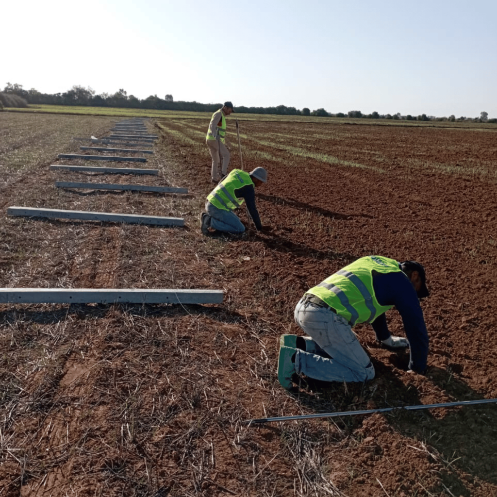 installation de poteau de grillage