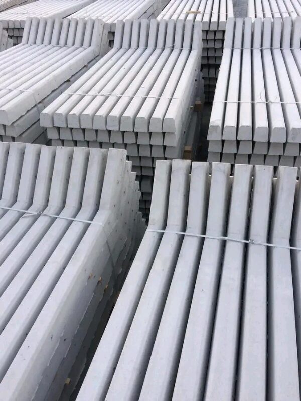 اعمدة الاسمنتية